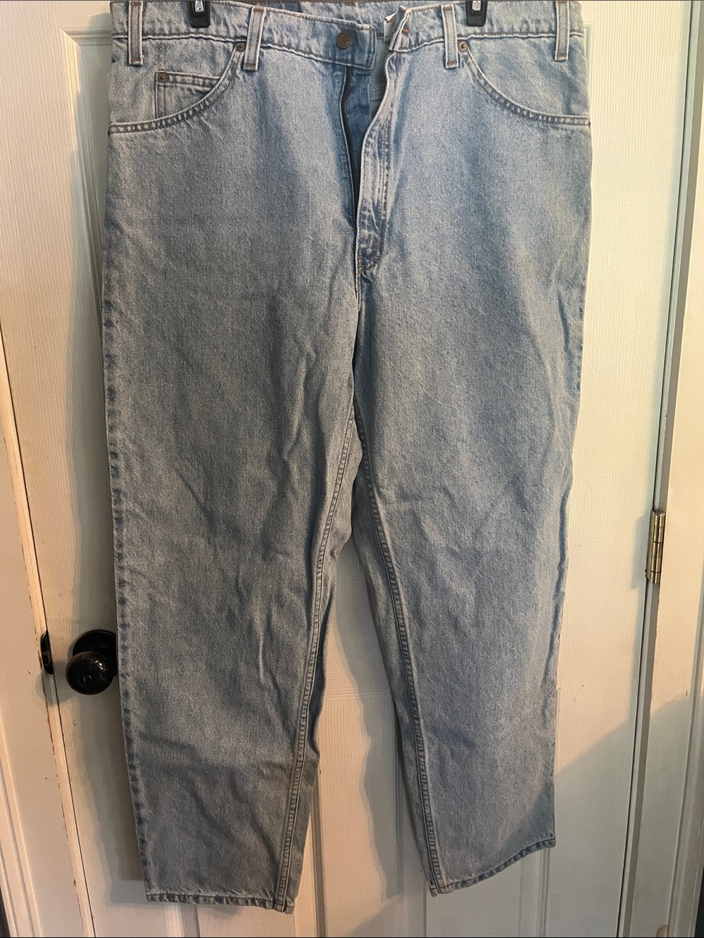 NWT Levi’s 550 Classic Light Wash Men's Jeans - Comfortable Everyday Denim